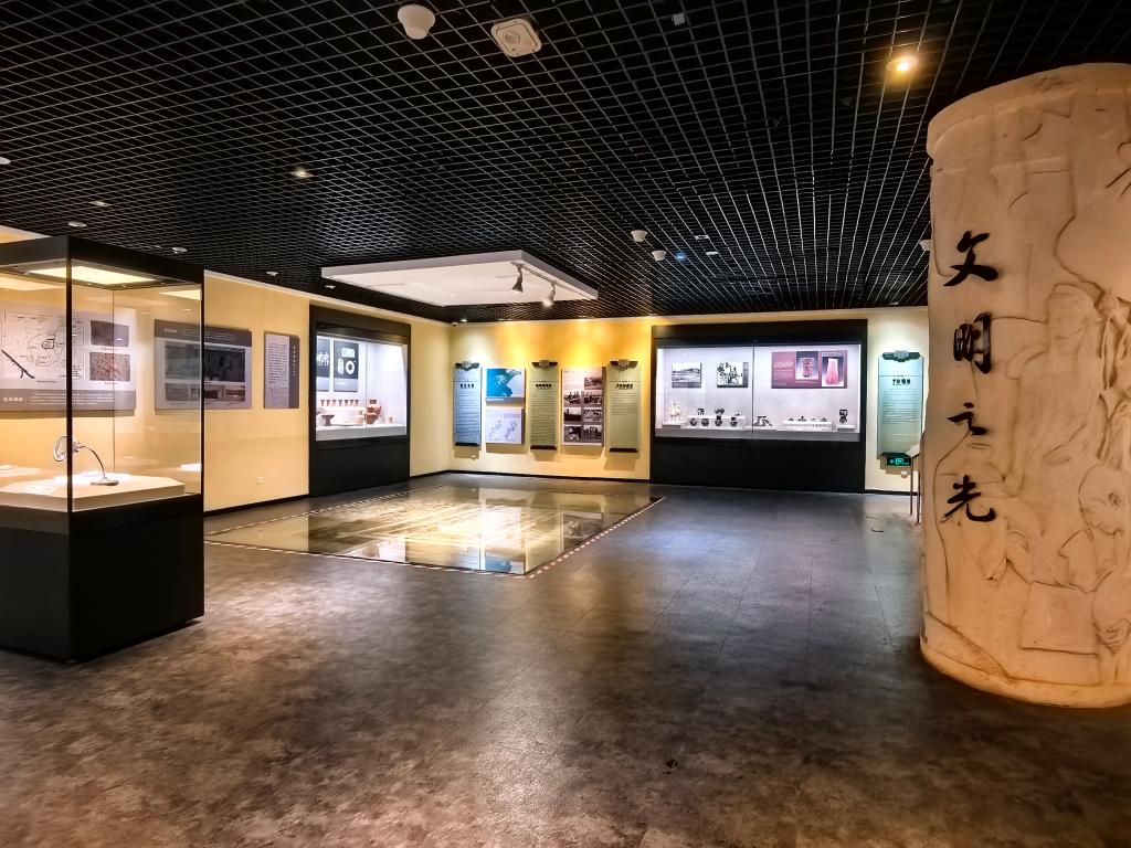 馆藏文物精品展